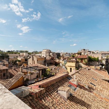 Apartment With Terrace In Via Del Pellegrino - FromhometoRom Eksteriør billede